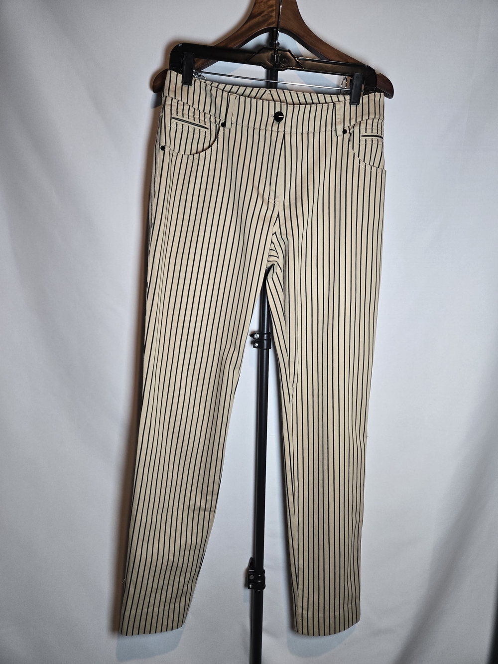 Per Se by Carlisle Neutral Pinstripe Skinny Pants EUC Worn Once Size 6